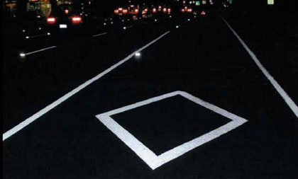 Figure 40 - Retro-Reflective Pavement Markings