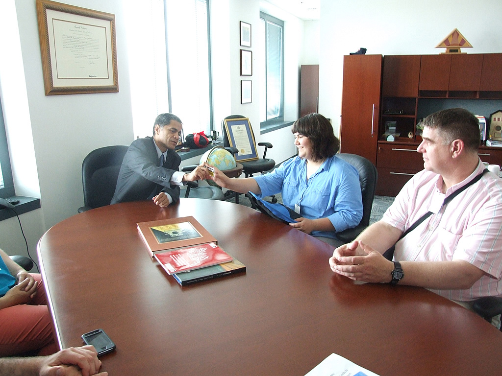 During her visit to Washington, DC, Administrator Victor Mendez met with student Heni Barnes to talk with her about her interest in history and transportation.