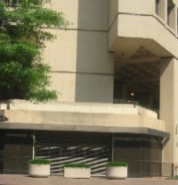 The Pennsylvania Avenue side of the J. Edgar Hoover Federal Bureau of Investigation (FBI) Building no longer displays the presidential panels that were shown in 1989.  Hoover headed the FBI from 1924 until his death in 1972.