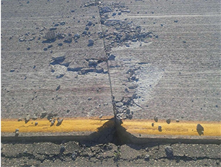 Crack highway pavement